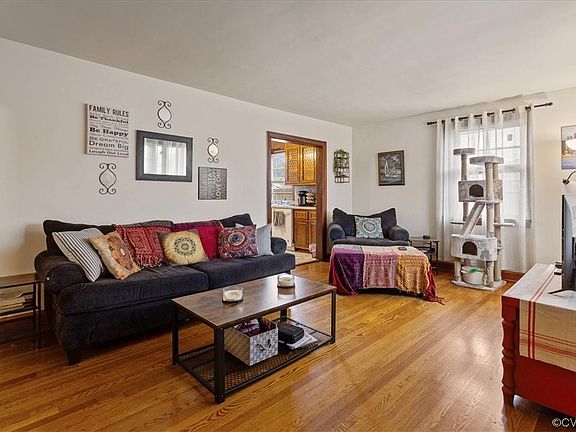 3rd image of 1106 Heretick Ave