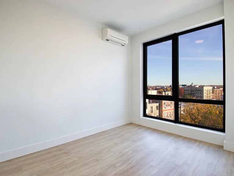 11 Herkimer St #3A — Photo 14