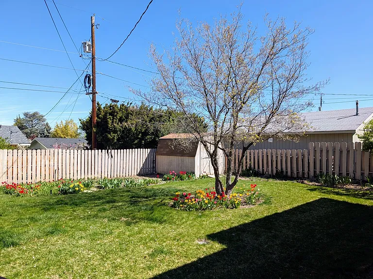 1616 Jefferson St — Photo 6
