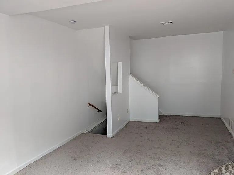 4700 Alden Ave #C — Photo 4
