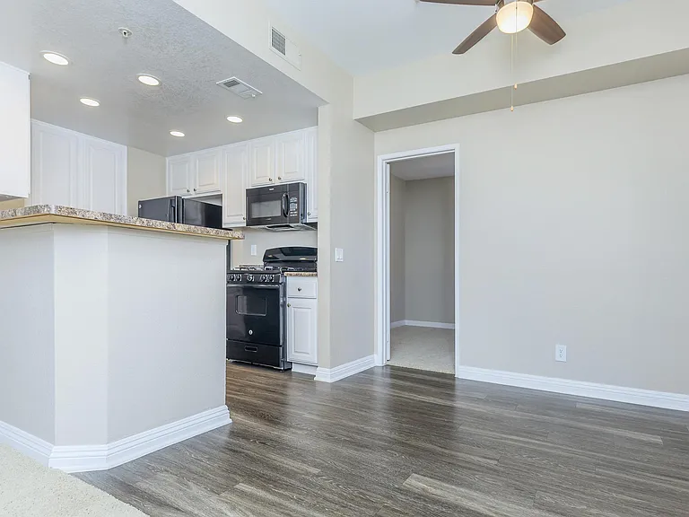 Villas Antonio Apartment Homes — Photo 63
