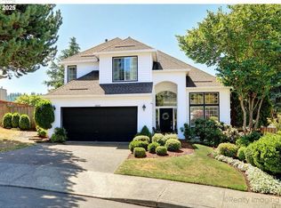 6414 SW Ash Creek Dr, Portland, OR 97219