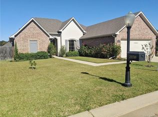 2038 Briar Holw, Shreveport, LA 71118