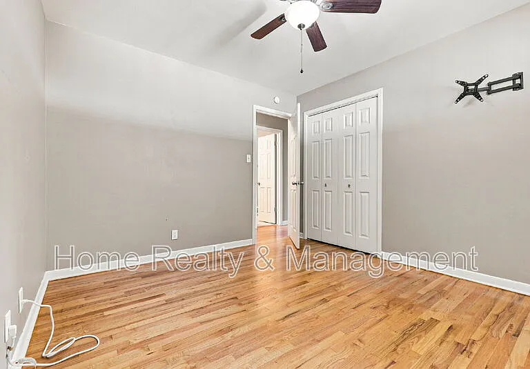 10807 Larry Dr — Photo 14