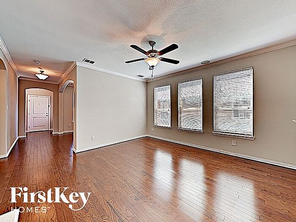 3rd image of 16025 Crosslake Ct