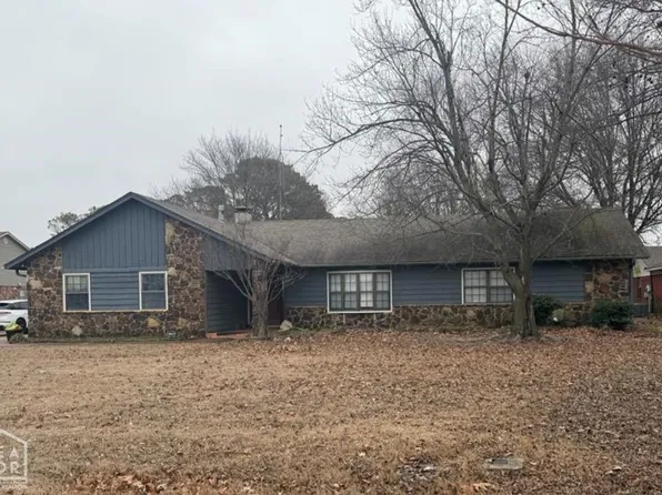 5024 N 6th St, Blytheville, AR 72315