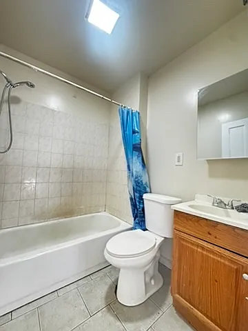Well-maintained full bathroom located on the second floor, conveniently connected to all three bedrooms for easy access. Designed for everyday comfort and functionality, it offers a clean and practical space that serves the entire upper level efficiently.
