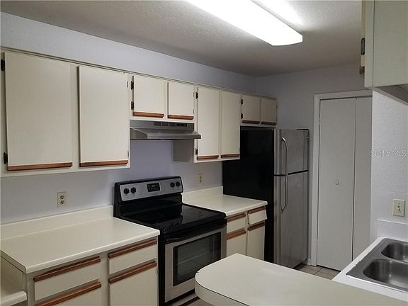 2nd image of 4225 Thornbriar Ln APT 309