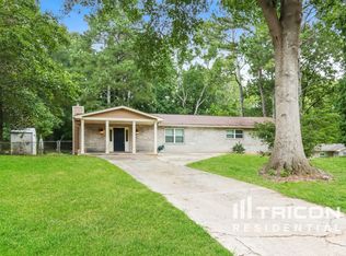 1985 Chestnut Log Dr, Lithia Springs, GA 30122
