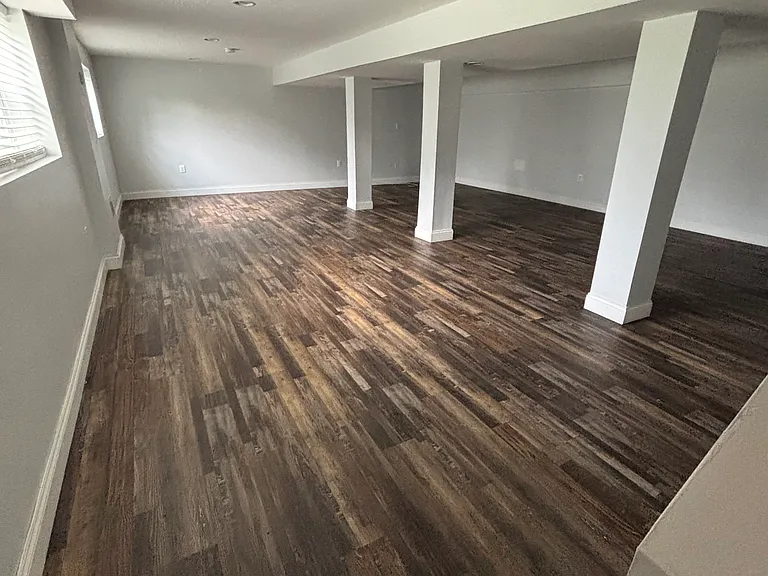 1835 Clarke Blvd — Photo 31