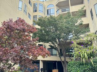 330 Park View Ter APT 102, Oakland, CA 94610