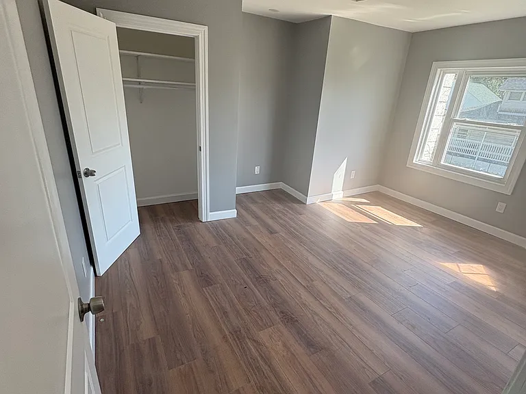 215 S Valley Ave #2 — Photo 7