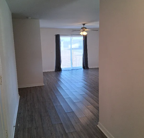 857 Youngreen Dr — Photo 3