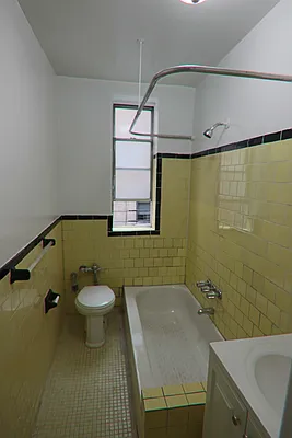 Rented by PMG Real Estate  | media 23