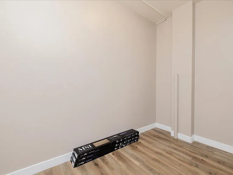 2450 E Blue Diamond Dr — Photo 14