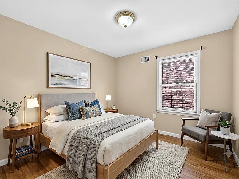 43 Manhattan Ave #1 — Photo 15