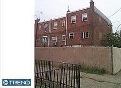 1st image of 5867 Oakland St
