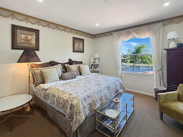 10891 Northgreen Dr — Photo 12
