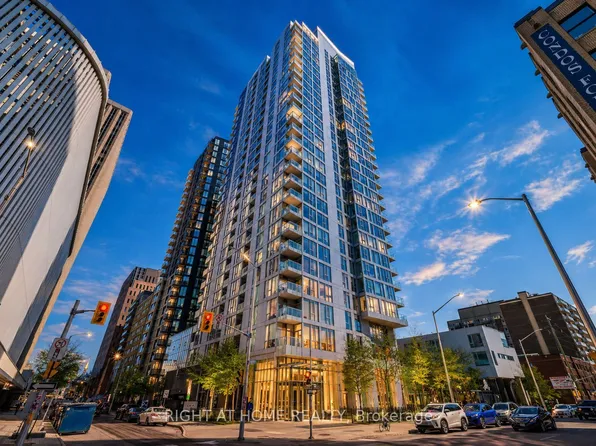 179 Metcalfe St #1210, Ottawa, ON K2P 0W1
