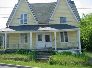 15 Milwaukee St, Malone, NY 12953