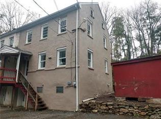 4001 Indian Creek Rd, Emmaus, PA 18049