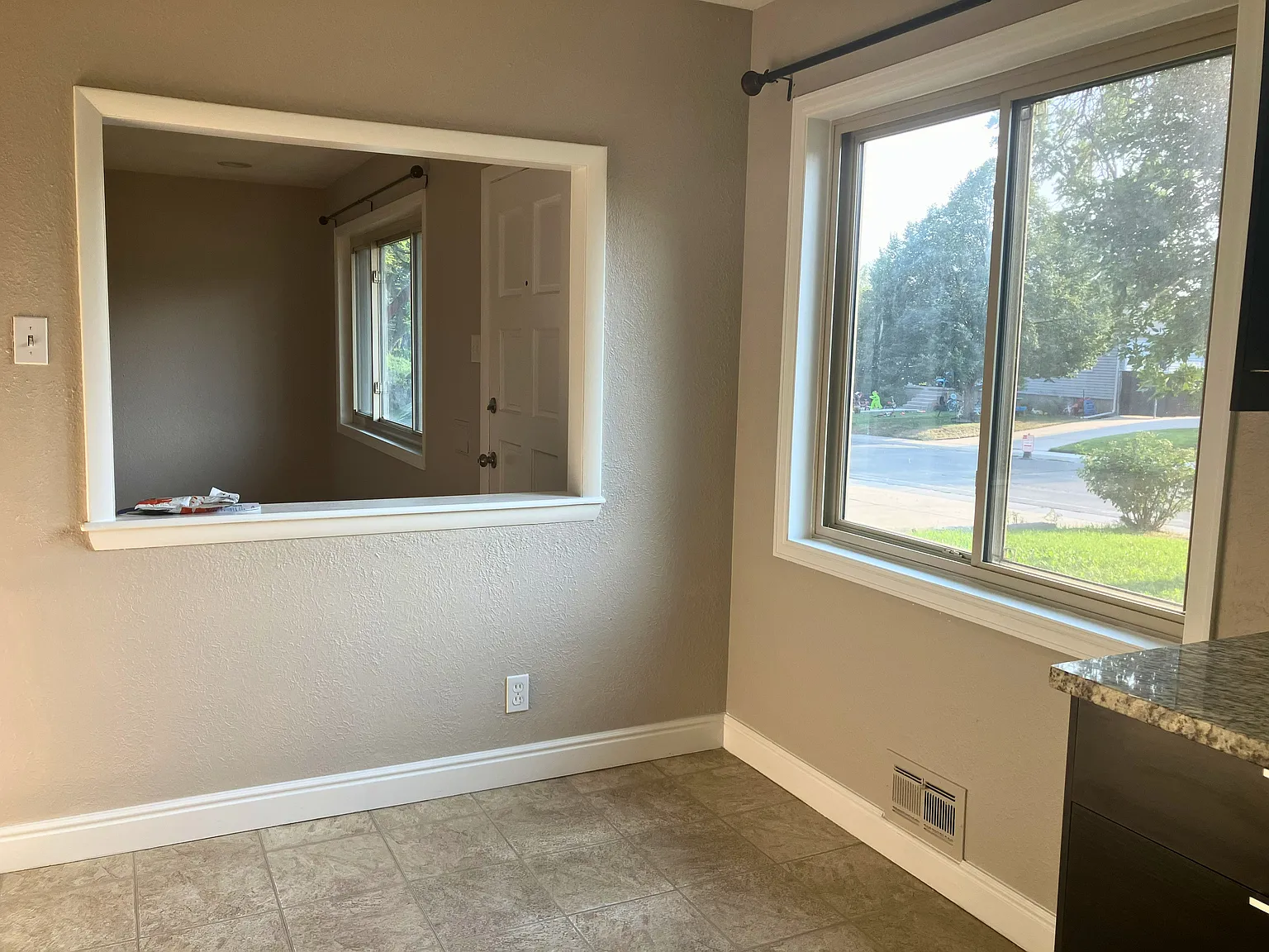 2 bed, 1768 sqft, $2,200 — Photo 4