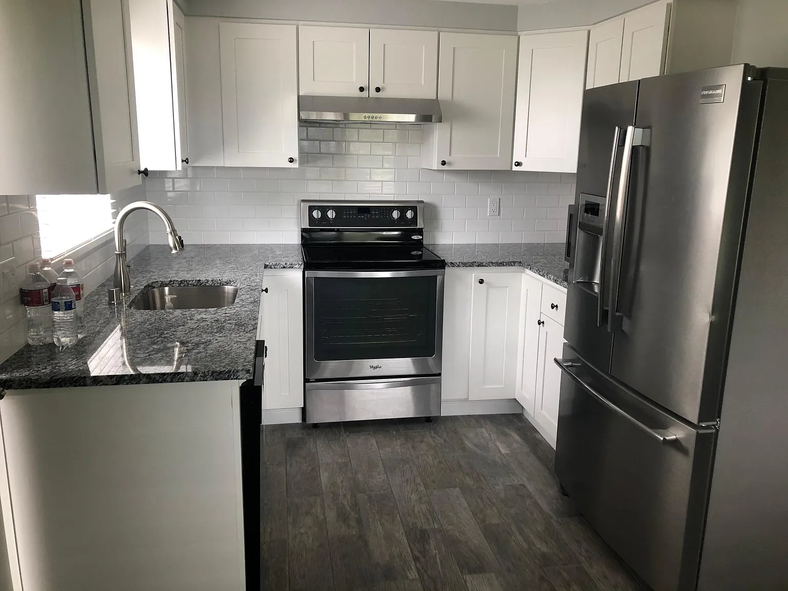 2 bed, 1100 sqft, $2,100 — Photo 2