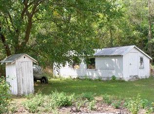 1320 E 250 N, Winamac, IN 46996