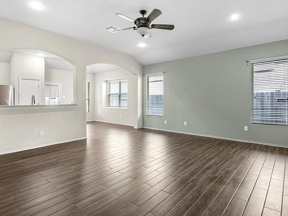 3rd image of 9982 Sterling Place Dr