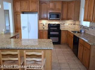 715 Amherst Dr SE, Albuquerque, NM 87106