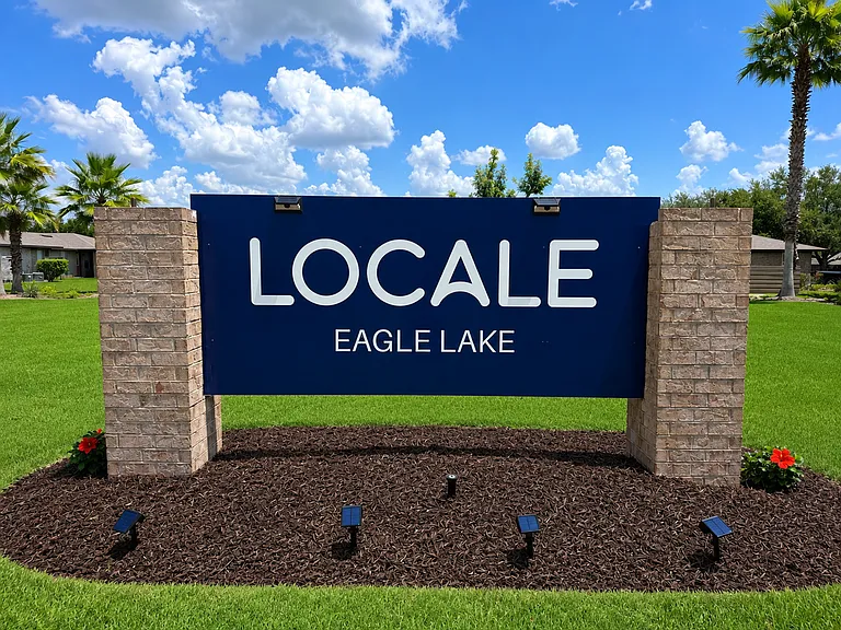 Locale at Eagle Lake — Photo 2