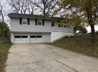101 Wilson Pl, Excelsior Springs, MO 64024