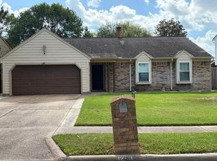 2538 Country Place Dr, Richmond, TX 77406