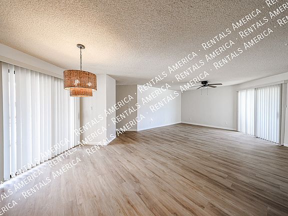 5th image of 9151 W Greenway Rd Unit 205