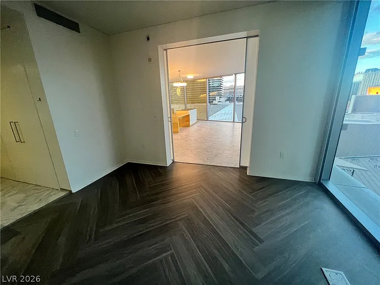 3726 Las Vegas Blvd S #811 — Photo 27