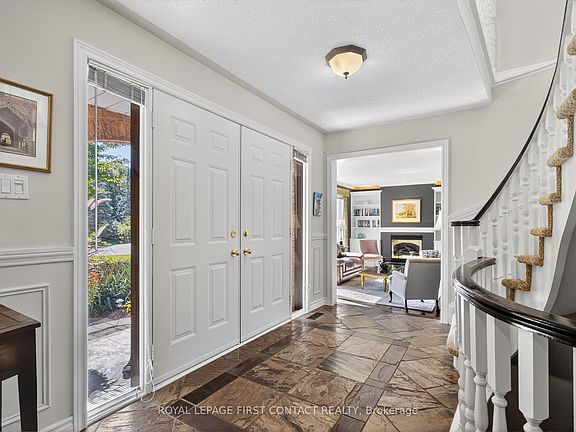 4th image of 26 Edgecombe Ter