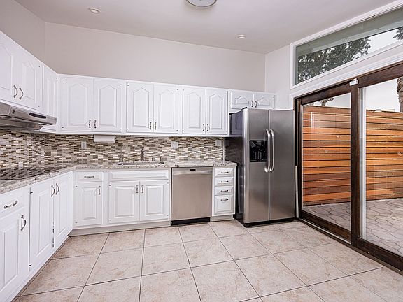 5th image of 454 Bolero Way
