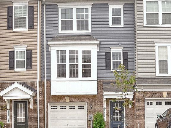 2nd image of 44030 Eucalyptus Way