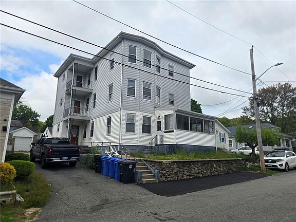 2nd image of 30 Cumberland St