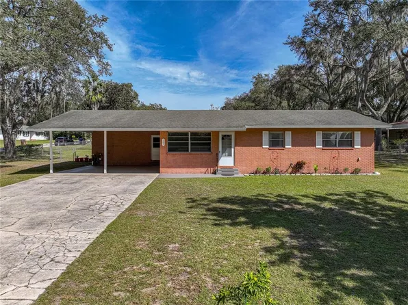 305 Lakeshore Dr, Polk City, FL 33868