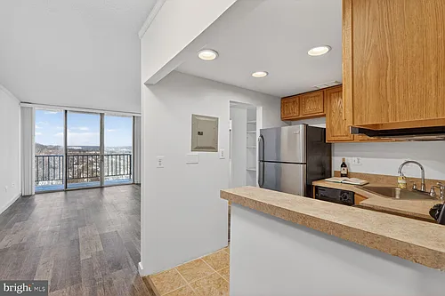 2059 Huntington Ave Photo 1