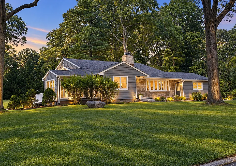 19 Bunkerhill Dr #PRIVATE HOUSE