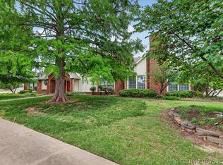3116 Camelot Dr, Bartlesville, OK 74006