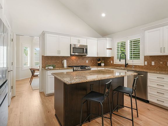 5th image of 11128 S Barrett Park Cir E