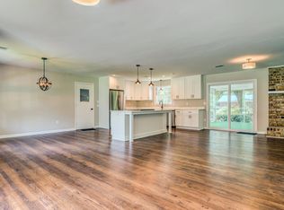 21 Edinburgh Rd, Charleston, SC 29407