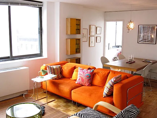 Rented by Level Group | media 19