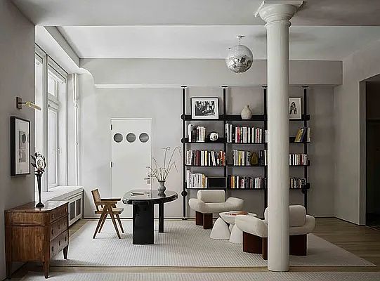 2nd image of 101 Wooster St APT 2