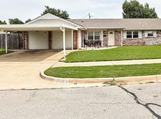 8620 S Hillcrest Dr, Oklahoma City, OK 73159