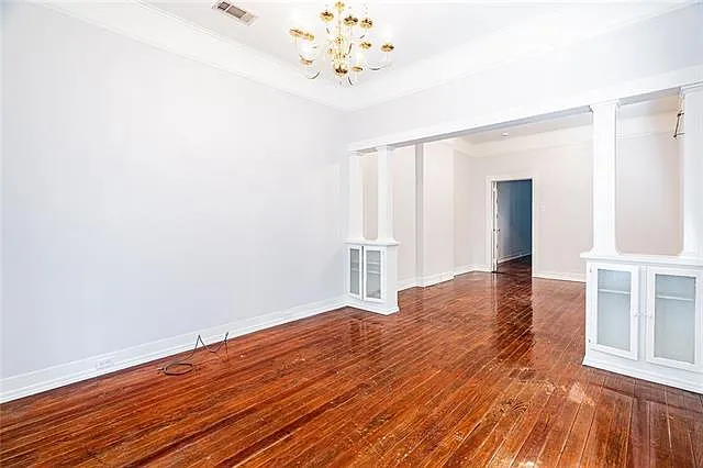 535 Jefferson Ave — Photo 4