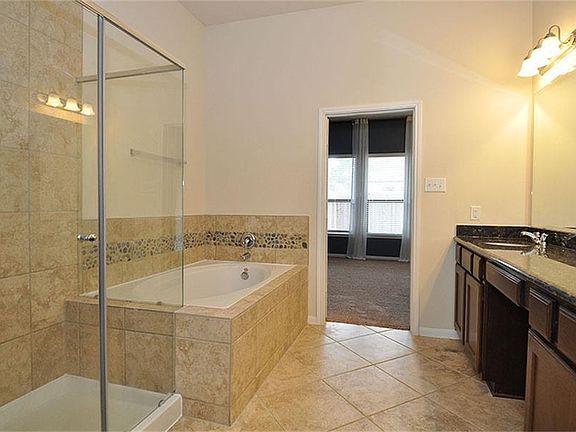 4th image of 12430 Tyler Springs Ln